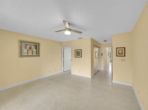 8252 Springlake Dr 8252, Boca Raton FL 33496