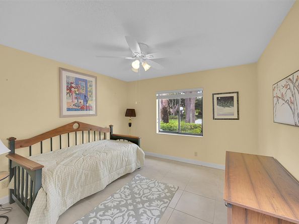 8252 Springlake Dr 8252, Boca Raton FL 33496