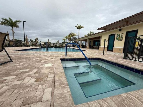 6085 Seashore Drive, Atlantis FL 33462