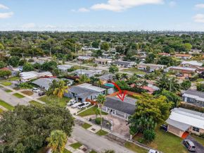 3352 SW 16th St, Fort Lauderdale FL 33312