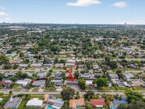 3352 SW 16th St, Fort Lauderdale FL 33312