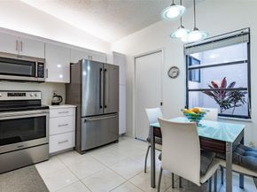 8077 Whispering Palm Dr 1, Boca Raton FL 33496