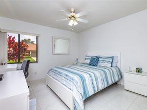 8077 Whispering Palm Dr 1, Boca Raton FL 33496