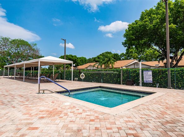 8077 Whispering Palm Dr 1, Boca Raton FL 33496