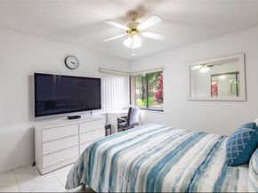 8077 Whispering Palm Dr 1, Boca Raton FL 33496