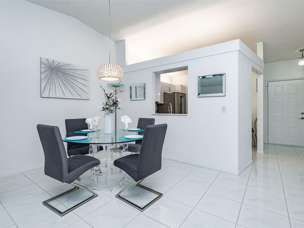 8077 Whispering Palm Dr 1, Boca Raton FL 33496