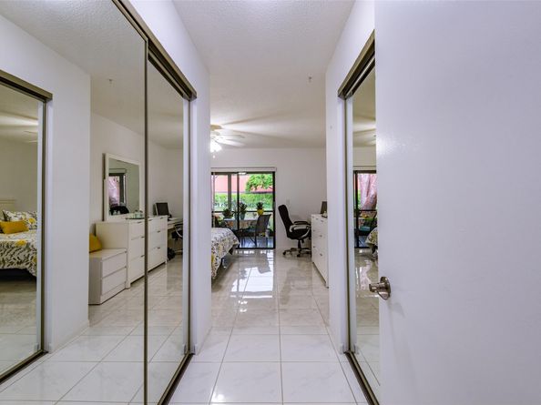 8077 Whispering Palm Dr 1, Boca Raton FL 33496