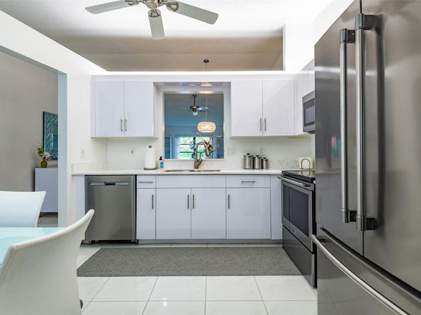 8077 Whispering Palm Dr 1, Boca Raton FL 33496