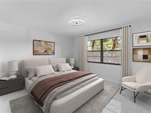 2303 Lucaya Ln H2, Coconut Creek FL 33066