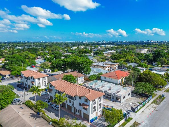 456 NW 41st St, Oakland Park FL 33309