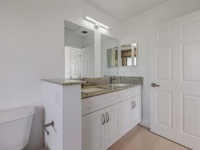 456 NW 41st St, Oakland Park FL 33309