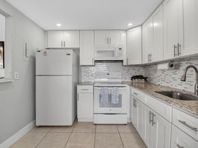 Undisclosed Address #RX-11141508, Delray Beach FL 33446