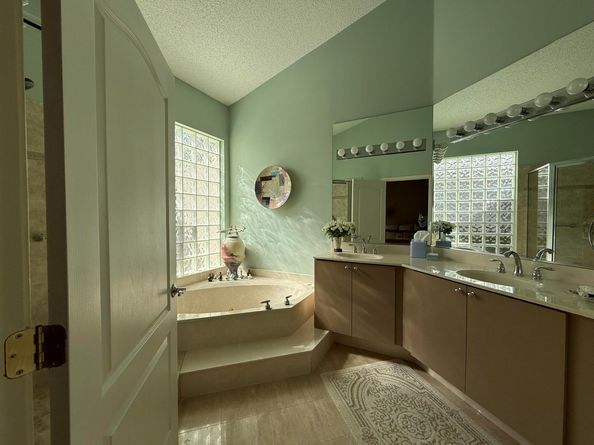 1019 Lytham Court, West Palm Beach FL 33411