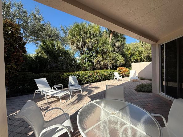 1019 Lytham Court, West Palm Beach FL 33411