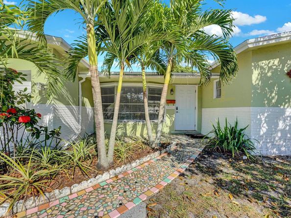 6481 Kimberly Blvd, North Lauderdale FL 33068