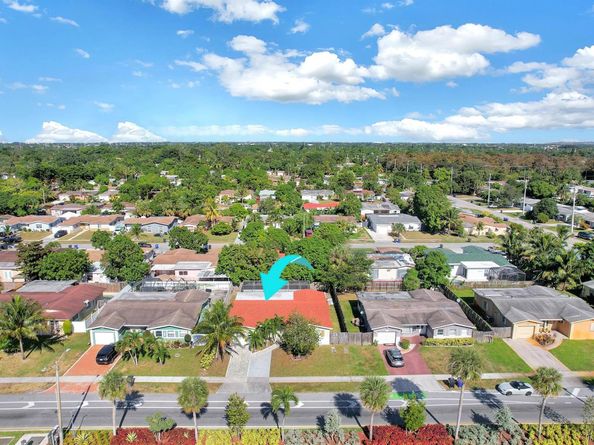 6481 Kimberly Blvd, North Lauderdale FL 33068