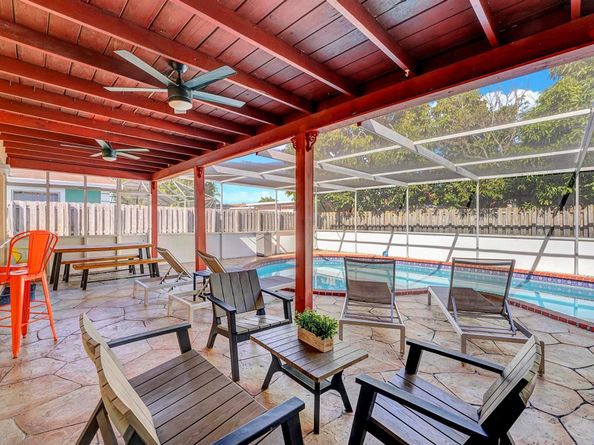 6481 Kimberly Blvd, North Lauderdale FL 33068