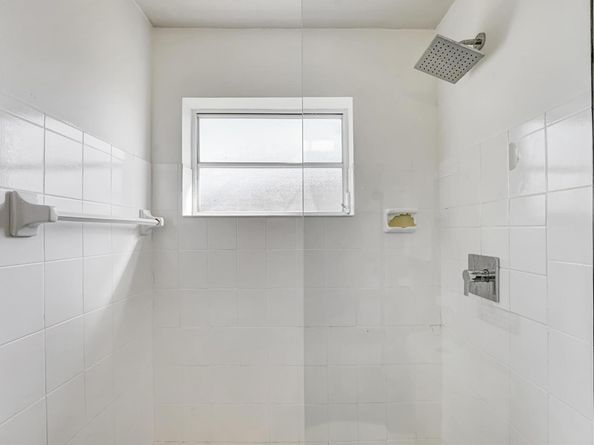 6481 Kimberly Blvd, North Lauderdale FL 33068