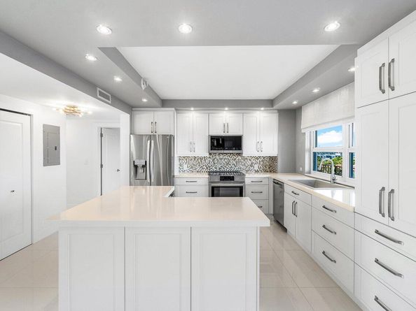 400 Seasage Drive 804, Delray Beach FL 33483