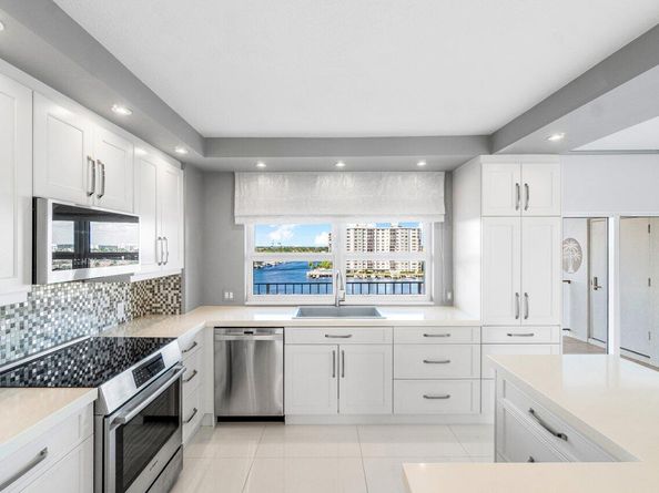 400 Seasage Drive 804, Delray Beach FL 33483