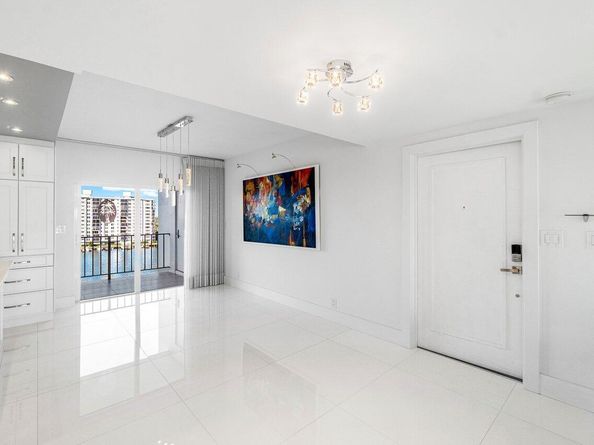 400 Seasage Drive 804, Delray Beach FL 33483