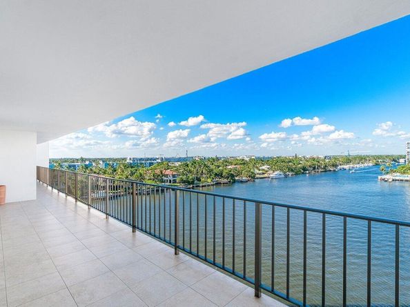 400 Seasage Drive 804, Delray Beach FL 33483