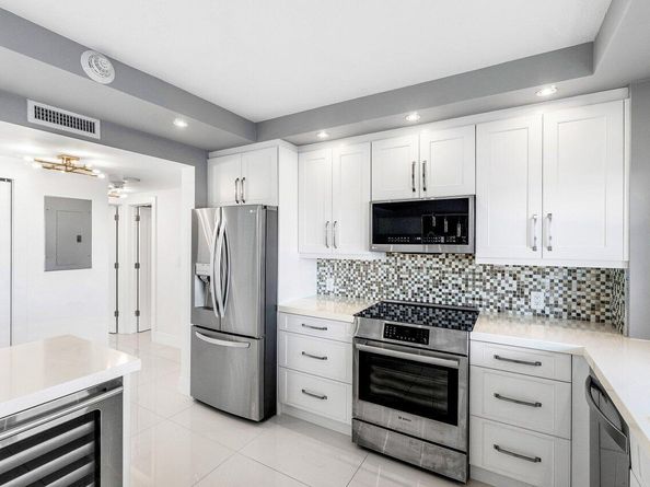 400 Seasage Drive 804, Delray Beach FL 33483