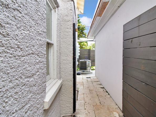 1838 Adams St, Hollywood FL 33020