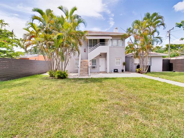 1838 Adams St, Hollywood FL 33020