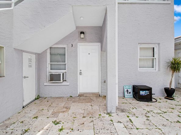 1838 Adams St, Hollywood FL 33020