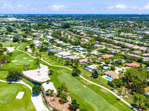 489 S Country Club Drive, Atlantis FL 33462