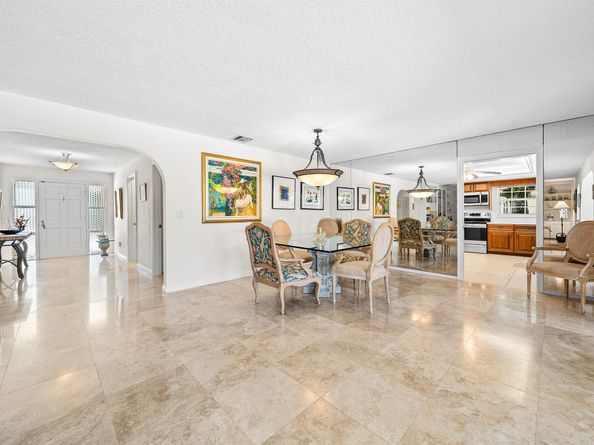 489 S Country Club Drive, Atlantis FL 33462