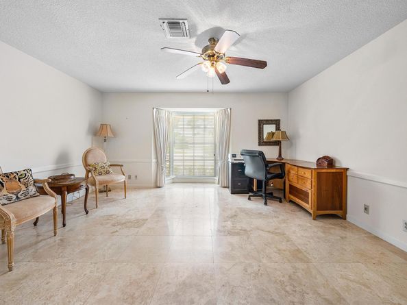 489 S Country Club Drive, Atlantis FL 33462