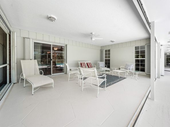 489 S Country Club Drive, Atlantis FL 33462