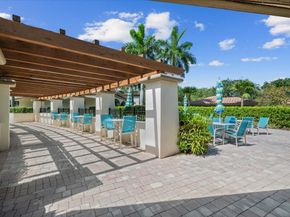 226 Evergrene Parkway 21C, Palm Beach Gardens FL 33410