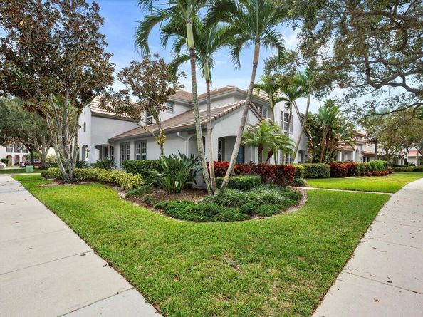 226 Evergrene Parkway 21C, Palm Beach Gardens FL 33410