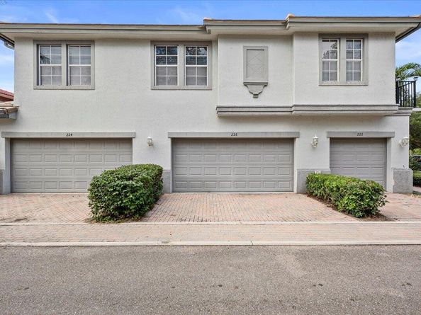 226 Evergrene Parkway 21C, Palm Beach Gardens FL 33410