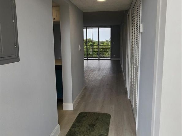 3503 Oaks Way 513, Pompano Beach FL 33069