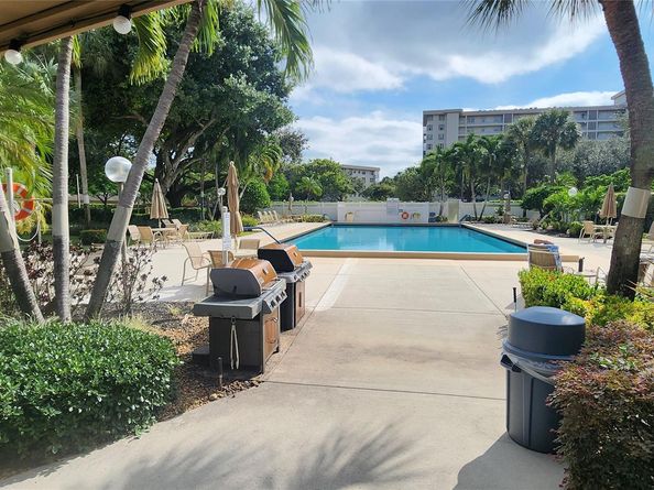 3503 Oaks Way 513, Pompano Beach FL 33069