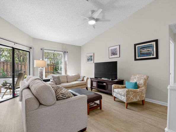 13534 Fountain View Boulevard, Wellington FL 33414