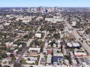 413-415 SE 23rd St, Fort Lauderdale FL 33316