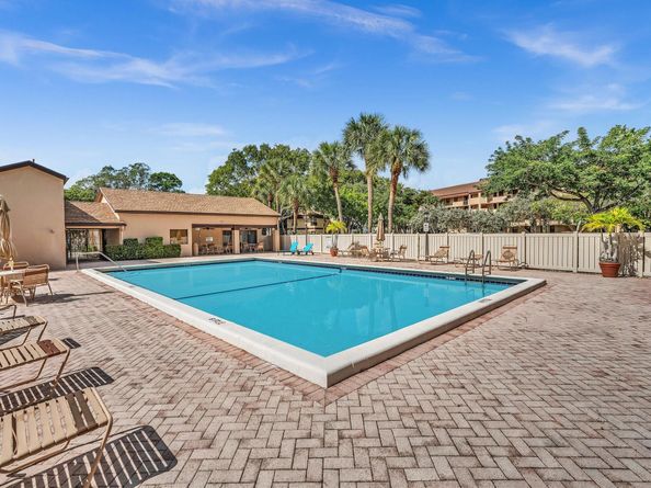 2659 Carambola Cir 106, Pompano Beach FL 33066