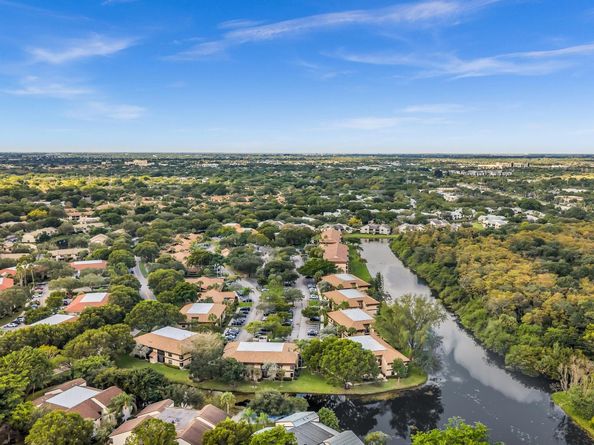 2659 Carambola Cir 106, Pompano Beach FL 33066