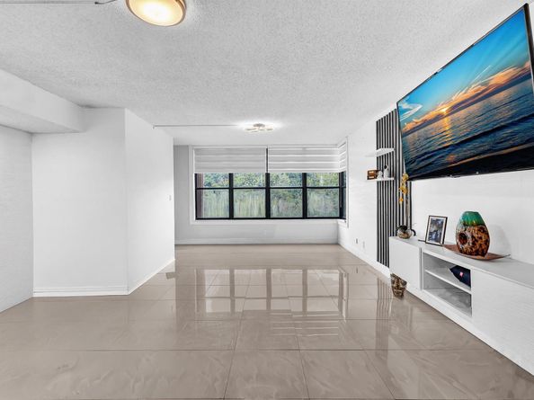 2659 Carambola Cir 106, Pompano Beach FL 33066