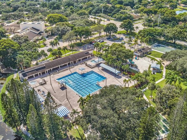 2659 Carambola Cir 106, Pompano Beach FL 33066