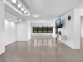 2659 Carambola Cir 106, Pompano Beach FL 33066