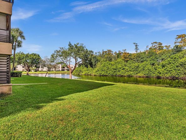 2659 Carambola Cir 106, Pompano Beach FL 33066