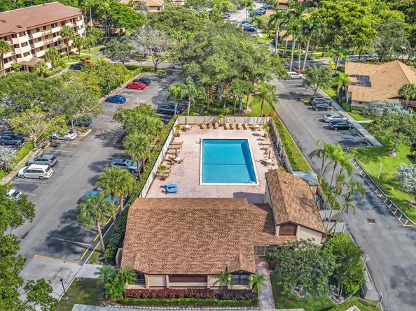 2659 Carambola Cir 106, Pompano Beach FL 33066