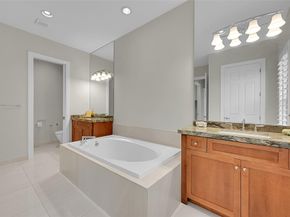 9375 Cantal Cir, Pompano Beach FL 33076