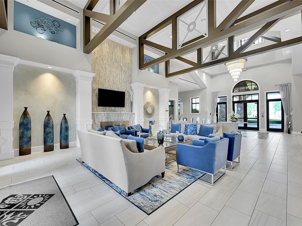 9375 Cantal Cir, Pompano Beach FL 33076